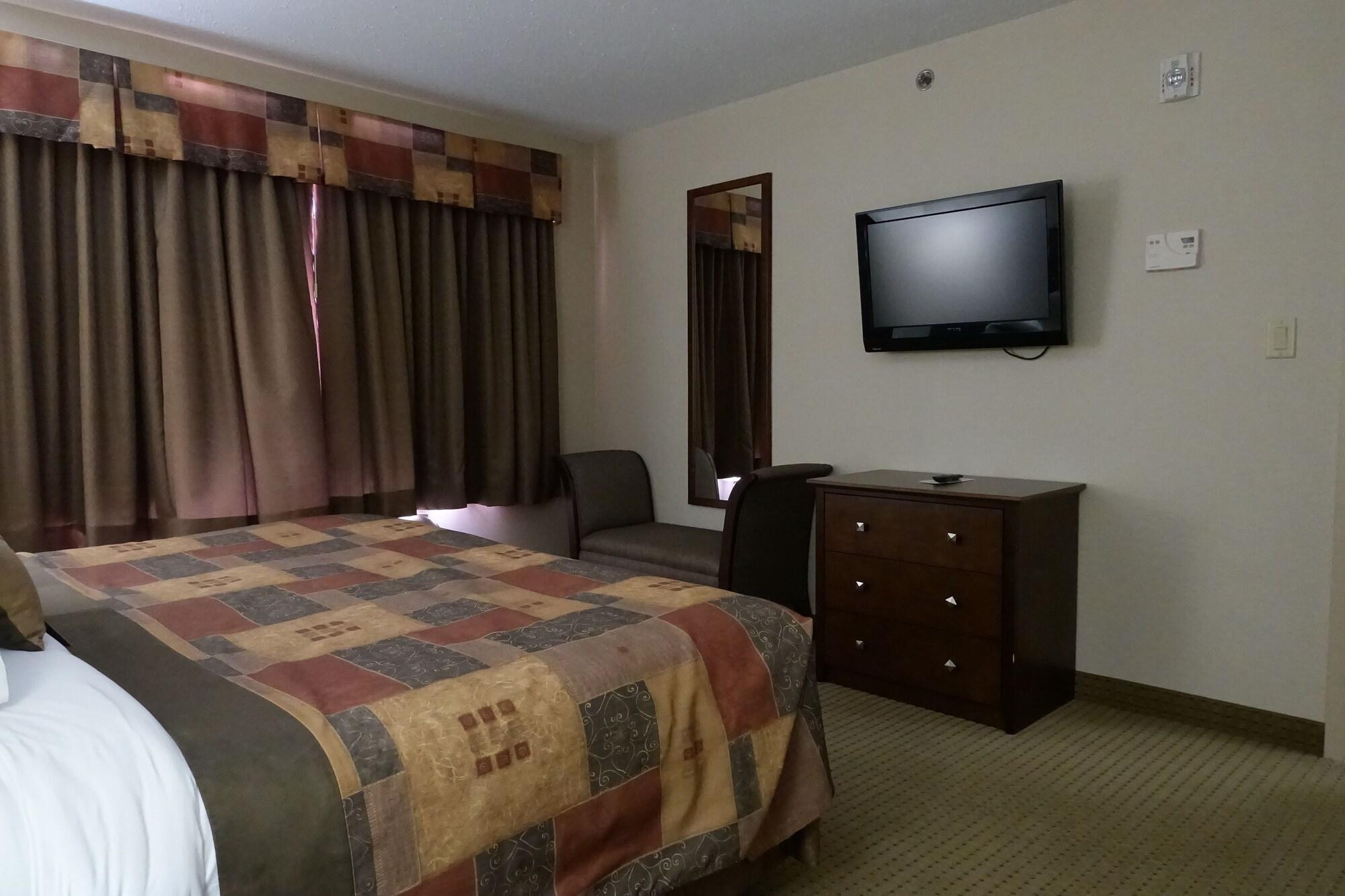 Ramada By Wyndham Weyburn Exterior foto