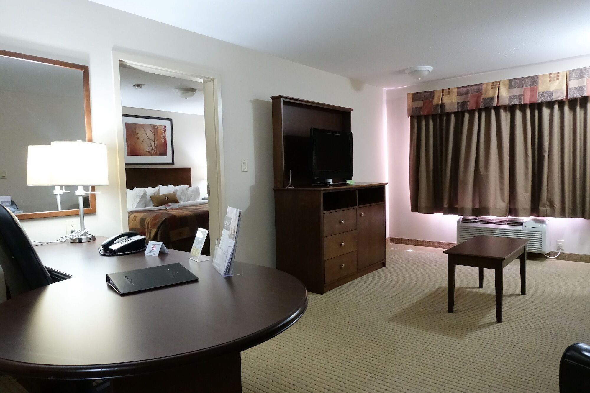 Ramada By Wyndham Weyburn Exterior foto